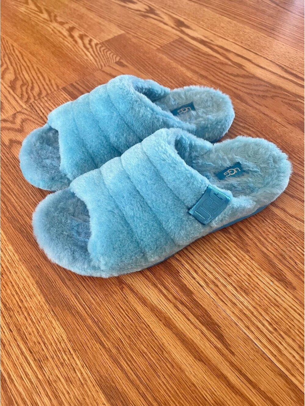 UGG Men’s slippers blue color. Fluff you. Size 9